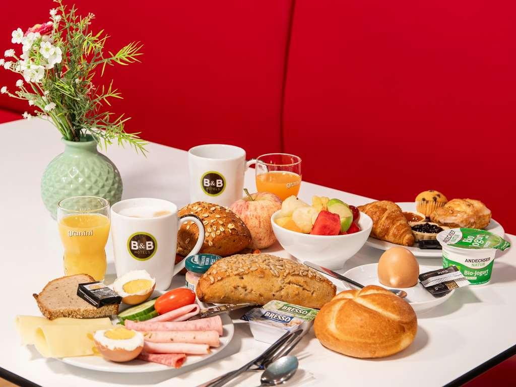 B&B Hotel Passau Adlkofen Ресторант снимка